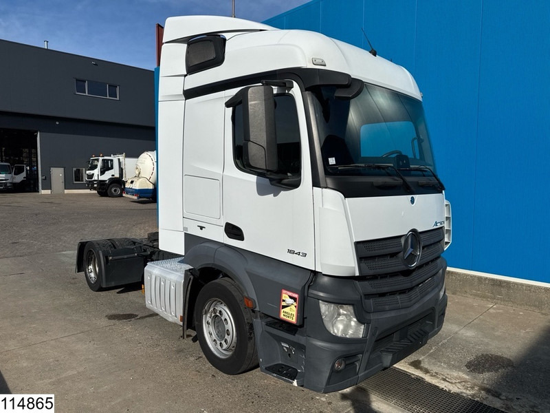Mercedes-Benz Actros 1843 EURO 6 - Cabeza tractora: foto 3 Mercedes-Benz Actros 1843 EURO 6 - Cabeza tractora: foto 3