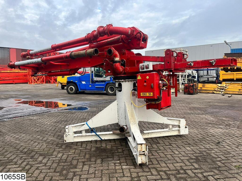 HMT 15M Cicmat, Concrete Pump Arm - Implemento: foto 5 HMT 15M Cicmat, Concrete Pump Arm - Implemento: foto 5