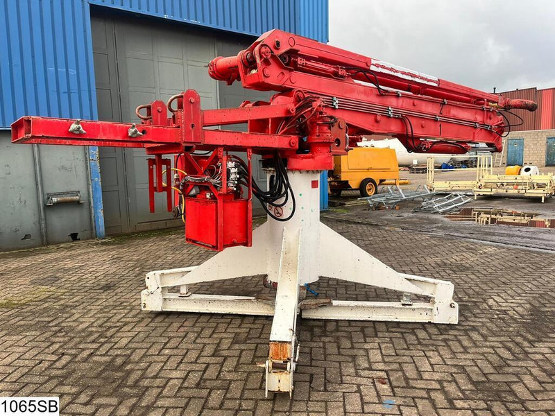 HMT 15M Cicmat, Concrete Pump Arm - Implemento: foto 4 HMT 15M Cicmat, Concrete Pump Arm - Implemento: foto 4