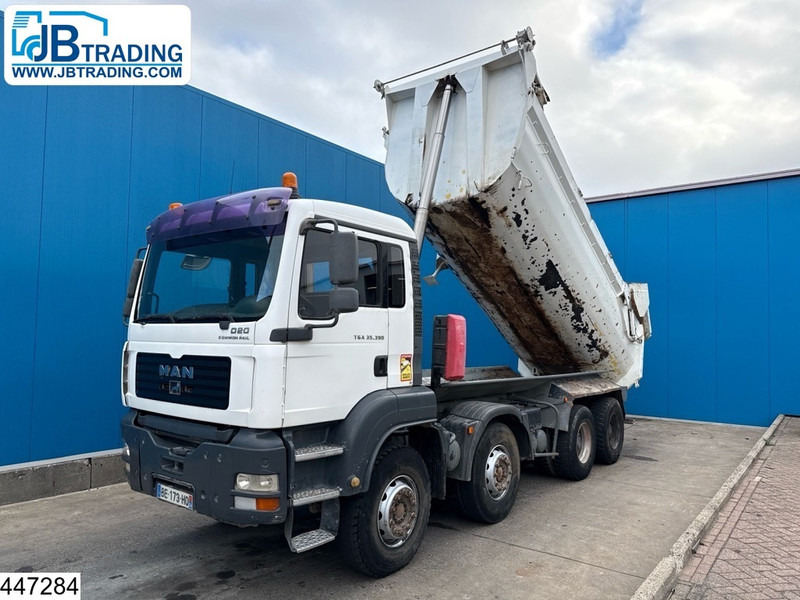 MAN TGA 35 390 8x4, EURO 3, Manual, Leaf suspension - Camión volquete: foto 1 MAN TGA 35 390 8x4, EURO 3, Manual, Leaf suspension - Camión volquete: foto 1