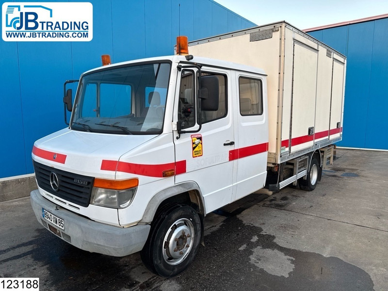 Mercedes-Benz 815 Manual transmission, Steel suspension - Camión caja cerrada: foto 1 Mercedes-Benz 815 Manual transmission, Steel suspension - Camión caja cerrada: foto 1