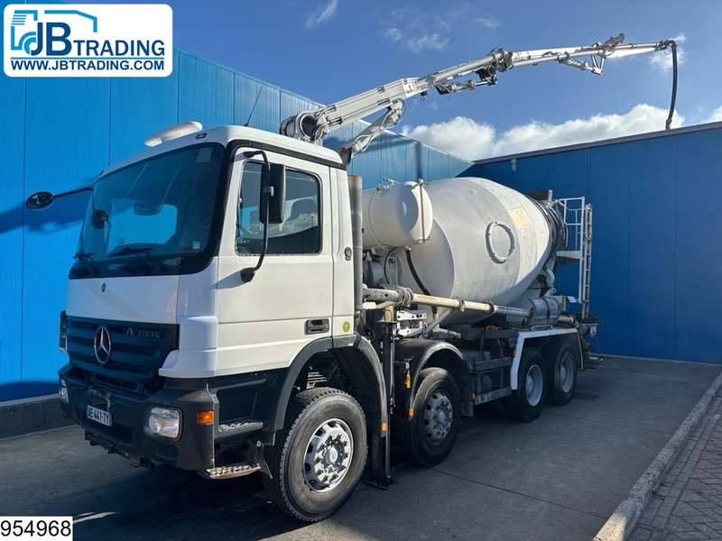 Camión bomba de hormigón Mercedes-Benz Actros 3236 8x4, EURO 3, SCHWING, Steel suspension: foto 1