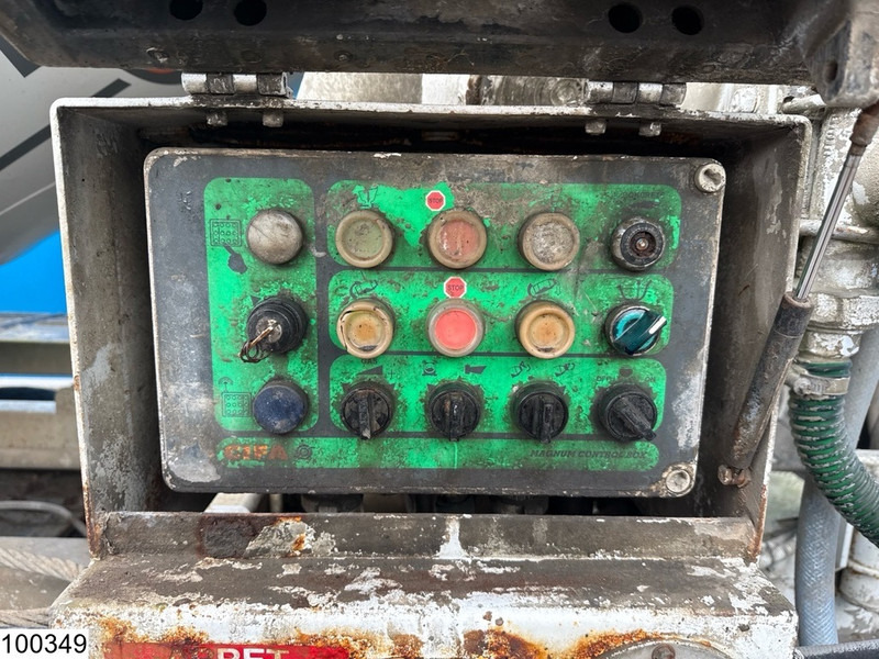 Leasing para Renault Kerax 420 8x4, EURO 3, Cifa MK20, 9m3 Renault Kerax 420 8x4, EURO 3, Cifa MK20, 9m3: foto 9