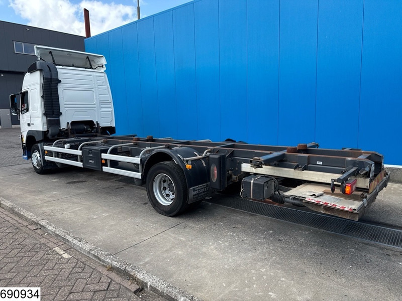 Volvo FM 330 EURO 6, BDF - Camión portacontenedore/ Intercambiable: foto 4 Volvo FM 330 EURO 6, BDF - Camión portacontenedore/ Intercambiable: foto 4