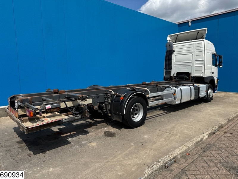 Volvo FM 330 EURO 6, BDF - Camión portacontenedore/ Intercambiable: foto 2 Volvo FM 330 EURO 6, BDF - Camión portacontenedore/ Intercambiable: foto 2