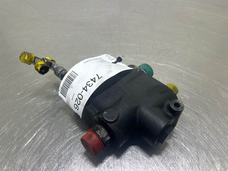 Ahlmann AS900-23126102 -Eaton VLE-150-Priority valve - Hidráulica para Maquinaria de construcción: foto 5 Ahlmann AS900-23126102 -Eaton VLE-150-Priority valve - Hidráulica para Maquinaria de construcción: foto 5