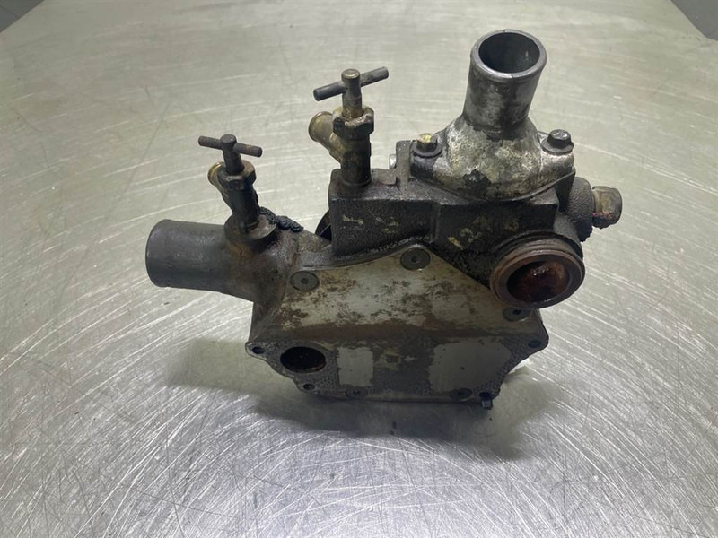 Ahlmann AS900-Cummins B 3.3 T-Coolant pump/Kühlmittelpumpe - Motor para Maquinaria de construcción: foto 4 Ahlmann AS900-Cummins B 3.3 T-Coolant pump/Kühlmittelpumpe - Motor para Maquinaria de construcción: foto 4