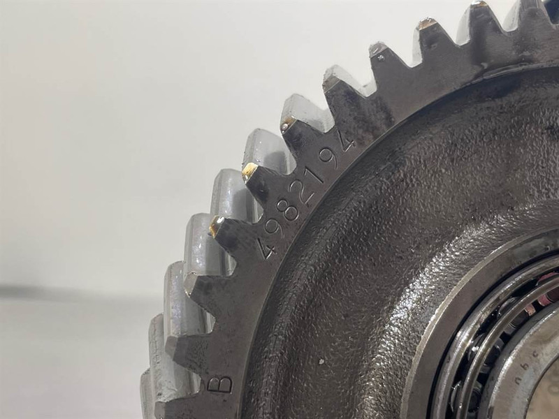 Ahlmann AS900-Cummins B3.3T-4982194-Idler gear - Motor para Maquinaria de construcción: foto 3 Ahlmann AS900-Cummins B3.3T-4982194-Idler gear - Motor para Maquinaria de construcción: foto 3