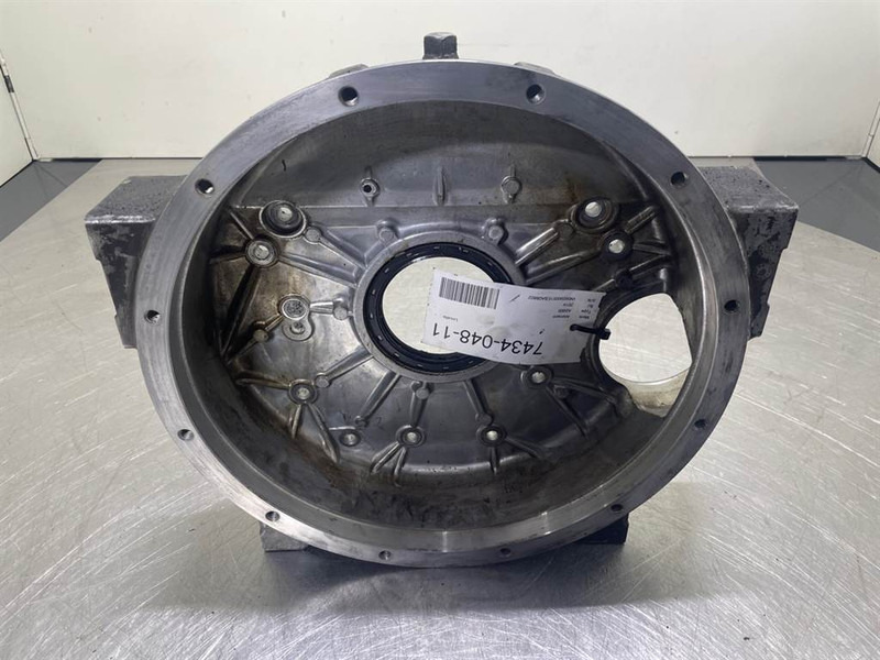 Ahlmann AS900-Cummins B3.3T-Flywheel housing - Motor para Maquinaria de construcción: foto 1 Ahlmann AS900-Cummins B3.3T-Flywheel housing - Motor para Maquinaria de construcción: foto 1
