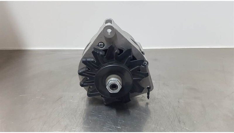 Ahlmann AZ14-28V 35A-Alternator/Lichtmaschine/Dynamo - Motor para Maquinaria de construcción: foto 2 Ahlmann AZ14-28V 35A-Alternator/Lichtmaschine/Dynamo - Motor para Maquinaria de construcción: foto 2