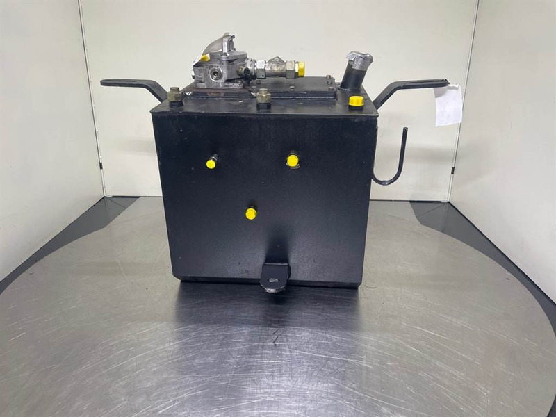 Ahlmann AZ150-4182967A/4181241A-Tank/Behälter/Reservoir - Hidráulica para Maquinaria de construcción: foto 4 Ahlmann AZ150-4182967A/4181241A-Tank/Behälter/Reservoir - Hidráulica para Maquinaria de construcción: foto 4