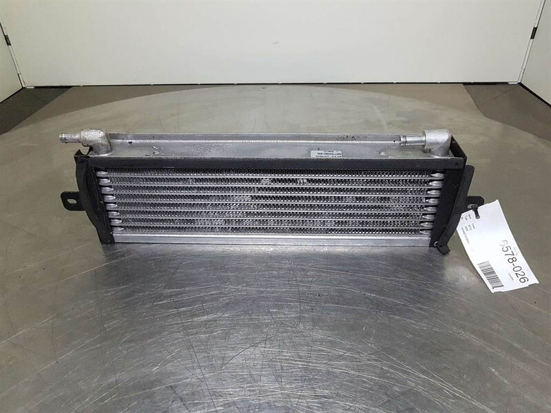 Case 621D-Denso MNY70266601B2C-Airco condenser/koeler - Bastidor/ Chasis para Maquinaria de construcción: foto 1 Case 621D-Denso MNY70266601B2C-Airco condenser/koeler - Bastidor/ Chasis para Maquinaria de construcción: foto 1