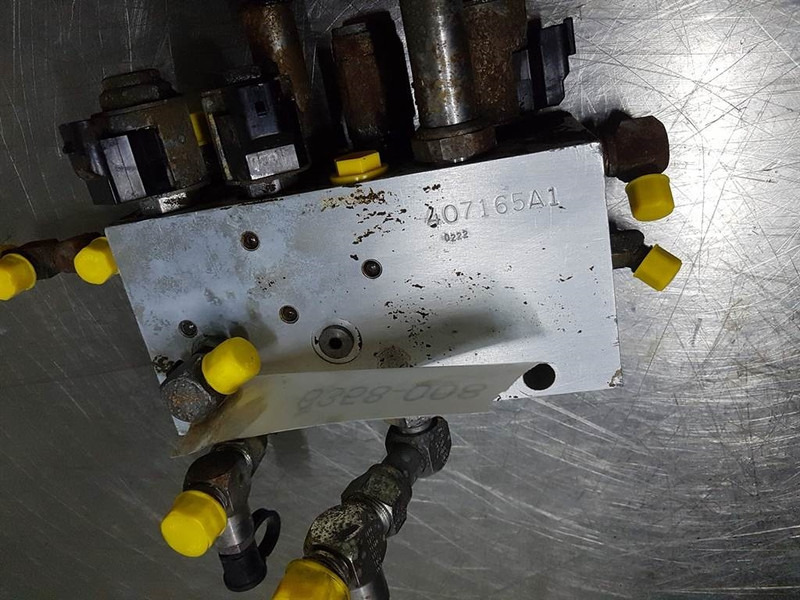 Case 921C-407165A1-Valve/Ventile/Ventiel - Hidráulica para Maquinaria de construcción: foto 4 Case 921C-407165A1-Valve/Ventile/Ventiel - Hidráulica para Maquinaria de construcción: foto 4