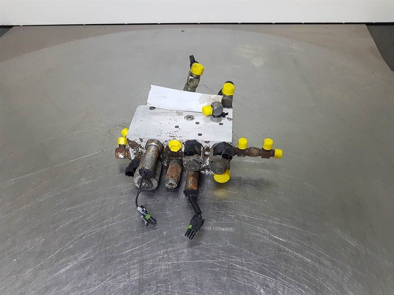 Case 921C-407165A1-Valve/Ventile/Ventiel - Hidráulica para Maquinaria de construcción: foto 2 Case 921C-407165A1-Valve/Ventile/Ventiel - Hidráulica para Maquinaria de construcción: foto 2