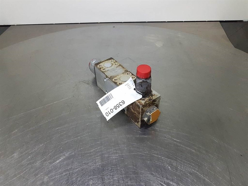 Case 921C - L127968 - Valve/Ventile/Ventiel - Hidráulica para Maquinaria de construcción: foto 1 Case 921C - L127968 - Valve/Ventile/Ventiel - Hidráulica para Maquinaria de construcción: foto 1