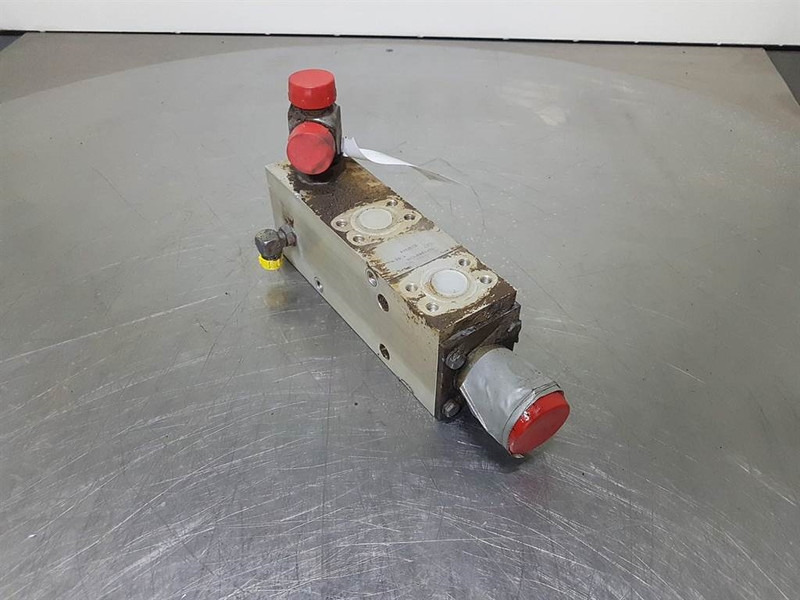 Case 921C - L127968 - Valve/Ventile/Ventiel - Hidráulica para Maquinaria de construcción: foto 3 Case 921C - L127968 - Valve/Ventile/Ventiel - Hidráulica para Maquinaria de construcción: foto 3