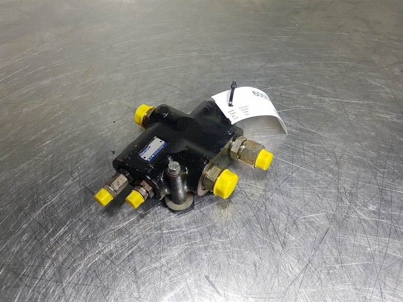 Char-Lynn 6061332002 - Kramer 320 - Priority valve - Hidráulica para Maquinaria de construcción: foto 2 Char-Lynn 6061332002 - Kramer 320 - Priority valve - Hidráulica para Maquinaria de construcción: foto 2