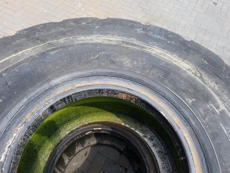 Goodyear 23.5-25 - Tyre/Reifen/Band - Neumático para Maquinaria de construcción: foto 3 Goodyear 23.5-25 - Tyre/Reifen/Band - Neumático para Maquinaria de construcción: foto 3