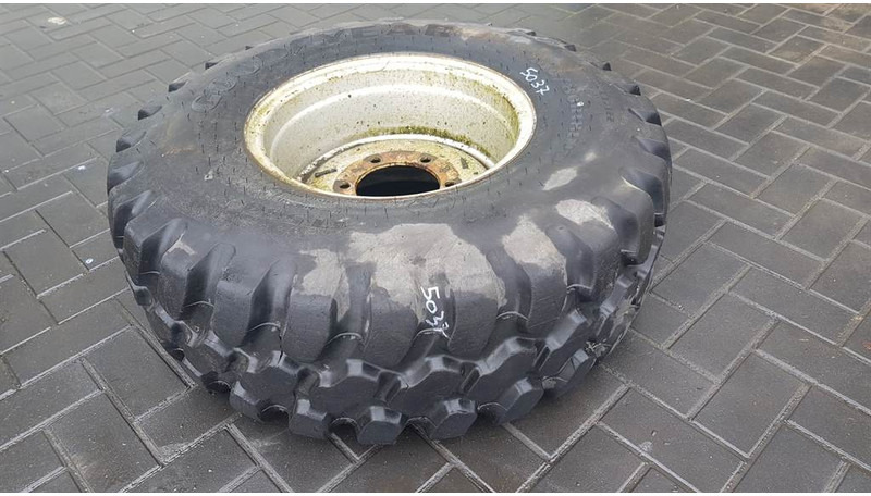 Goodyear 340/80-R18 IND - Tyre/Reifen/Band - Neumáticos y llantas para Maquinaria de construcción: foto 1 Goodyear 340/80-R18 IND - Tyre/Reifen/Band - Neumáticos y llantas para Maquinaria de construcción: foto 1