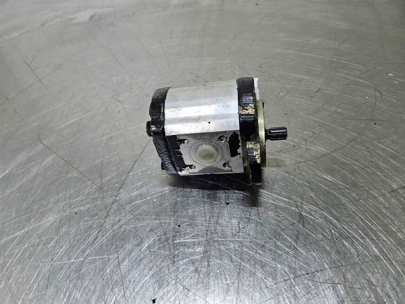 HALDEX W9A1-23-R-3-F-27-N-N-Gearpump/Zahnradpumpe - Hidráulica para Maquinaria de construcción: foto 4 HALDEX W9A1-23-R-3-F-27-N-N-Gearpump/Zahnradpumpe - Hidráulica para Maquinaria de construcción: foto 4