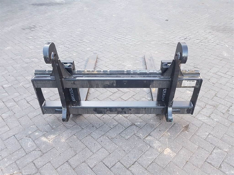 Liebherr/Komatsu/Volvo BM/5-TON-Palletvorken/Forks - Horquillas: foto 4 Liebherr/Komatsu/Volvo BM/5-TON-Palletvorken/Forks - Horquillas: foto 4