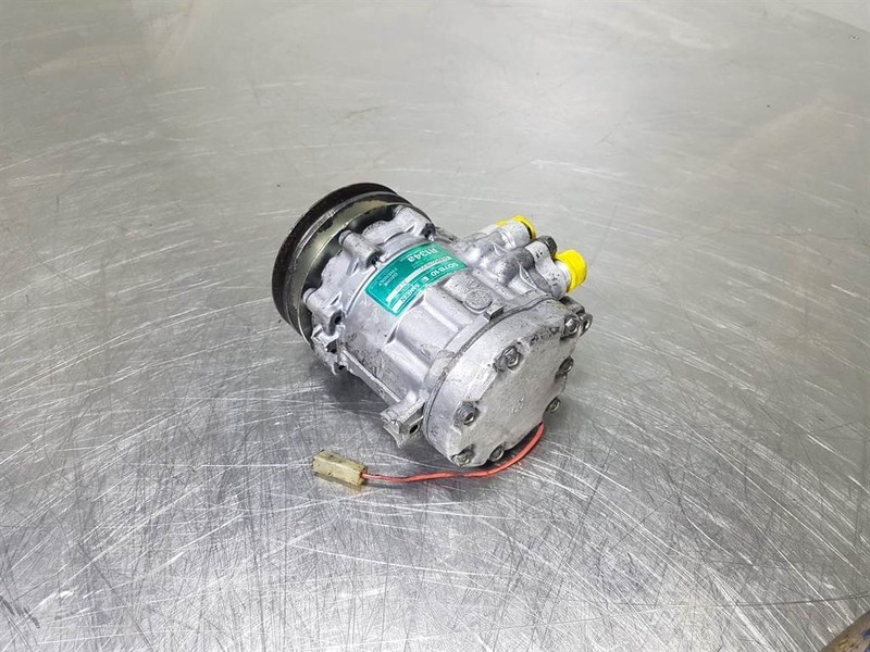 Liebherr L507-Sanden SD7B10-7170-Compressor/Kompressor - Compresor de aire acondicionado para Maquinaria de construcción: foto 2 Liebherr L507-Sanden SD7B10-7170-Compressor/Kompressor - Compresor de aire acondicionado para Maquinaria de construcción: foto 2