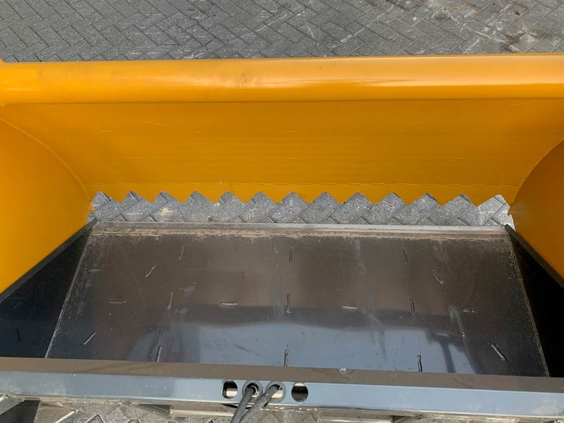 MAMMUT SB 195 M - Silage cutter/Silageschneider - Equipo para silos: foto 5 MAMMUT SB 195 M - Silage cutter/Silageschneider - Equipo para silos: foto 5