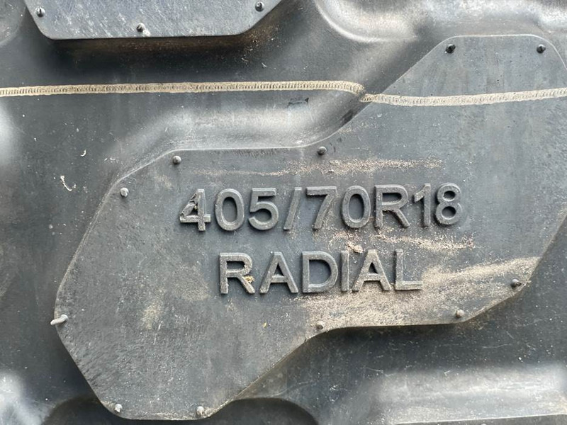Magna 405/70R18-Tire/Reifen/Band - Neumáticos y llantas para Maquinaria de construcción: foto 4 Magna 405/70R18-Tire/Reifen/Band - Neumáticos y llantas para Maquinaria de construcción: foto 4