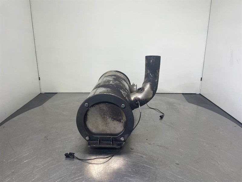New Holland W110C - Exhaust/Auspuff/Uitlaat - Motor para Maquinaria de construcción: foto 3 New Holland W110C - Exhaust/Auspuff/Uitlaat - Motor para Maquinaria de construcción: foto 3
