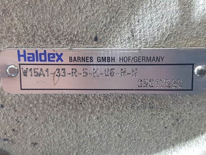 O & K L20I-Haldex W15A1-33-R-5-K-06-N-N-Gearpump - Hidráulica: foto 4 O & K L20I-Haldex W15A1-33-R-5-K-06-N-N-Gearpump - Hidráulica: foto 4