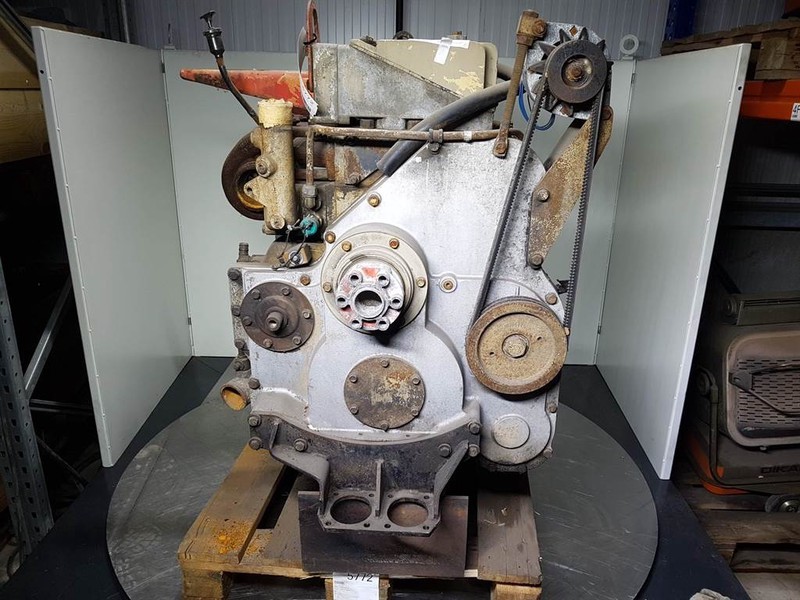 O & K L45-Cummins M11C250-Engine/Motor - Motor y piezas para Maquinaria de construcción: foto 5 O & K L45-Cummins M11C250-Engine/Motor - Motor y piezas para Maquinaria de construcción: foto 5