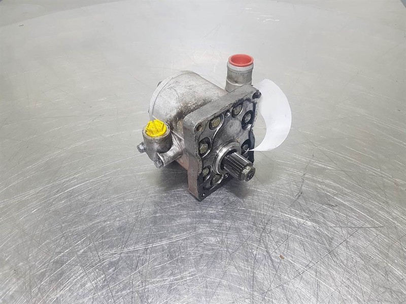 Perkins T4.236-XugpaBnuka C80X-Gearpump/Zahnradpumpe - Hidráulica para Maquinaria de construcción: foto 1 Perkins T4.236-XugpaBnuka C80X-Gearpump/Zahnradpumpe - Hidráulica para Maquinaria de construcción: foto 1