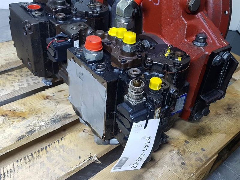 Sauer Sundstrand 42L41DE1A602B2B - Drive pump/Fahr - Hidráulica: foto 2 Sauer Sundstrand 42L41DE1A602B2B - Drive pump/Fahr - Hidráulica: foto 2