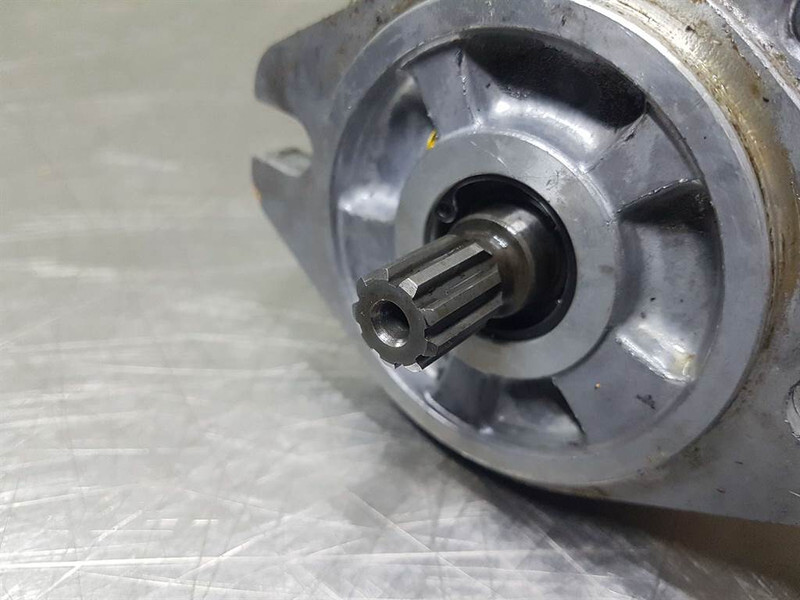 Sauer Sundstrand SNP2/4DSC06REPG/5D - Gearpump/Zah - Hidráulica para Maquinaria de construcción: foto 4 Sauer Sundstrand SNP2/4DSC06REPG/5D - Gearpump/Zah - Hidráulica para Maquinaria de construcción: foto 4