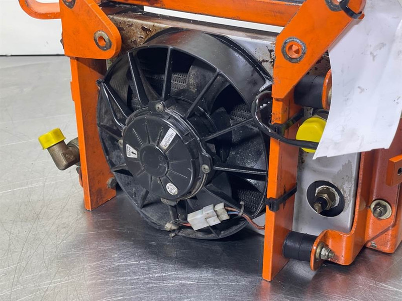 Schaeff - Cooler/Kühler/Koeler - Motor para Maquinaria de construcción: foto 5 Schaeff - Cooler/Kühler/Koeler - Motor para Maquinaria de construcción: foto 5