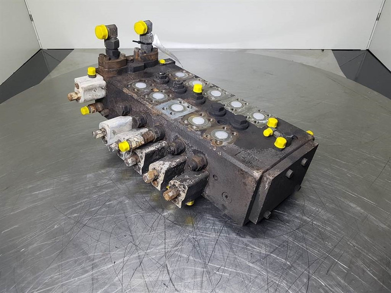 Sennebogen 818E-712031 / R901355589-178824-Valve/Ventile - Hidráulica para Maquinaria de construcción: foto 1 Sennebogen 818E-712031 / R901355589-178824-Valve/Ventile - Hidráulica para Maquinaria de construcción: foto 1