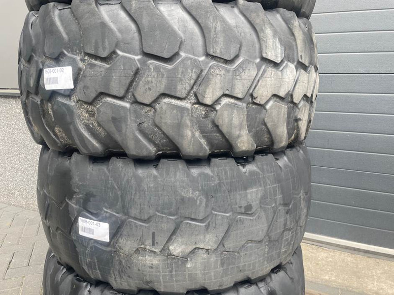 Terex TL120-Barkley 405/70R20-Tire/Reifen/Band - Neumáticos y llantas para Maquinaria de construcción: foto 4 Terex TL120-Barkley 405/70R20-Tire/Reifen/Band - Neumáticos y llantas para Maquinaria de construcción: foto 4