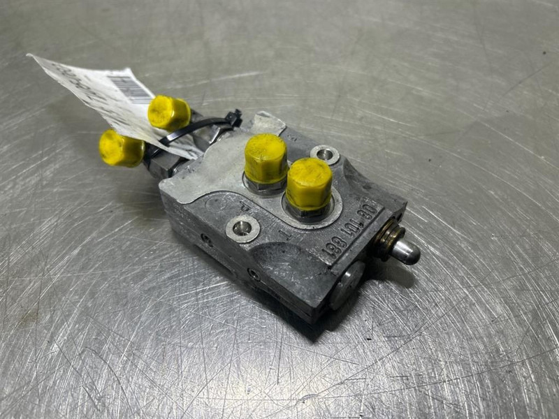 Terex TW150-6047883-Valve/Ventile/Ventiel - Hidráulica para Maquinaria de construcción: foto 1 Terex TW150-6047883-Valve/Ventile/Ventiel - Hidráulica para Maquinaria de construcción: foto 1