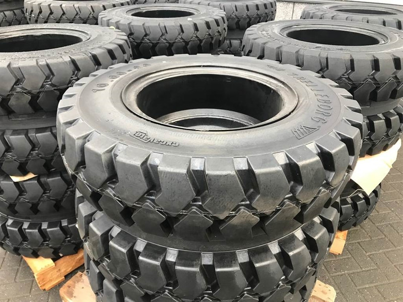Trelleborg 10.00-20 Dual excavator solid-Tyre/Reifen/Banden - Neumáticos y llantas para Maquinaria de construcción: foto 2 Trelleborg 10.00-20 Dual excavator solid-Tyre/Reifen/Banden - Neumáticos y llantas para Maquinaria de construcción: foto 2