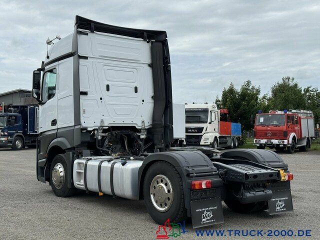 Cabeza tractora Mercedes-Benz Actros 1846 Giga Space 2Betten Kühlschrank Klima: foto 12