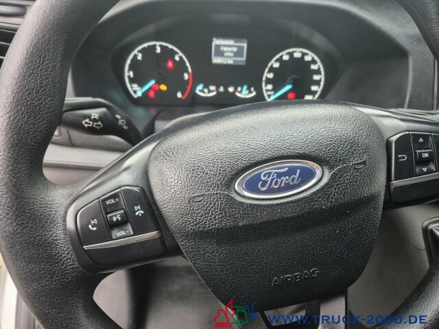 Ford Transit Custom 2.0 TDCi EURO 6 DAB Nur 95 TKM - Furgoneta de pasajeros: foto 4 Ford Transit Custom 2.0 TDCi EURO 6 DAB Nur 95 TKM - Furgoneta de pasajeros: foto 4