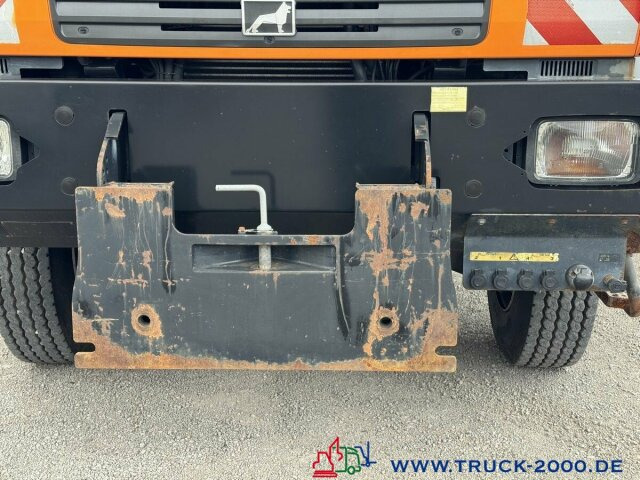 MAN LE 18.280 4x4 Winterdienst- Kommunalplatte + AHK - Camión volquete: foto 2 MAN LE 18.280 4x4 Winterdienst- Kommunalplatte + AHK - Camión volquete: foto 2