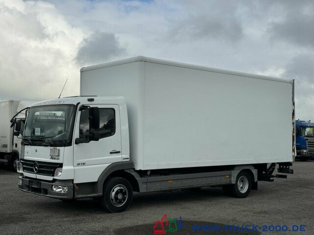 Mercedes-Benz 816 Atego Koffer Ladebordwand MBB 1.000Kg 3Sitze - Furgoneta caja cerrada: foto 4 Mercedes-Benz 816 Atego Koffer Ladebordwand MBB 1.000Kg 3Sitze - Furgoneta caja cerrada: foto 4