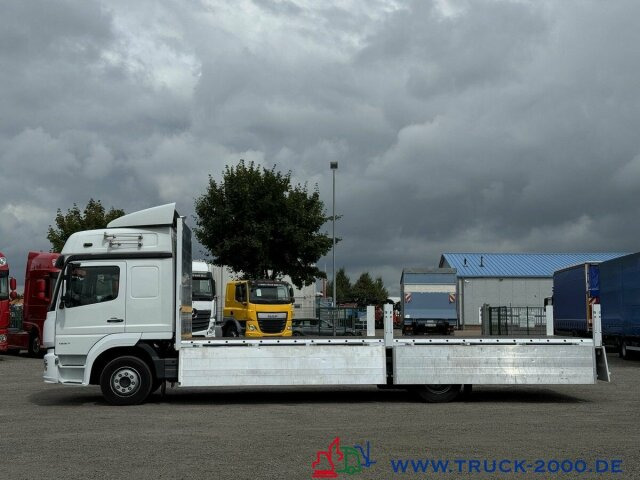 Mercedes-Benz Atego 1227 Big Space Großes Haus 7,2m Pritsche - Camión caja abierta: foto 4 Mercedes-Benz Atego 1227 Big Space Großes Haus 7,2m Pritsche - Camión caja abierta: foto 4