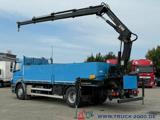 Mercedes-Benz Axor 1833 Hiab 122 ES-3 10m=1,2t. faltbar remote - Camión caja abierta, Camión grúa: foto 2 Mercedes-Benz Axor 1833 Hiab 122 ES-3 10m=1,2t. faltbar remote - Camión caja abierta, Camión grúa: foto 2