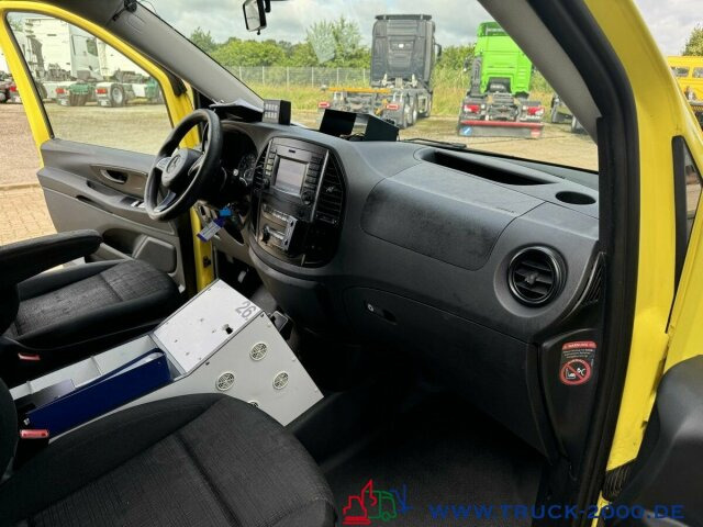 Mercedes-Benz Vito119 CDI 4x4 Notarzt Rettung Ambulance Klima - Ambulancia: foto 4 Mercedes-Benz Vito119 CDI 4x4 Notarzt Rettung Ambulance Klima - Ambulancia: foto 4