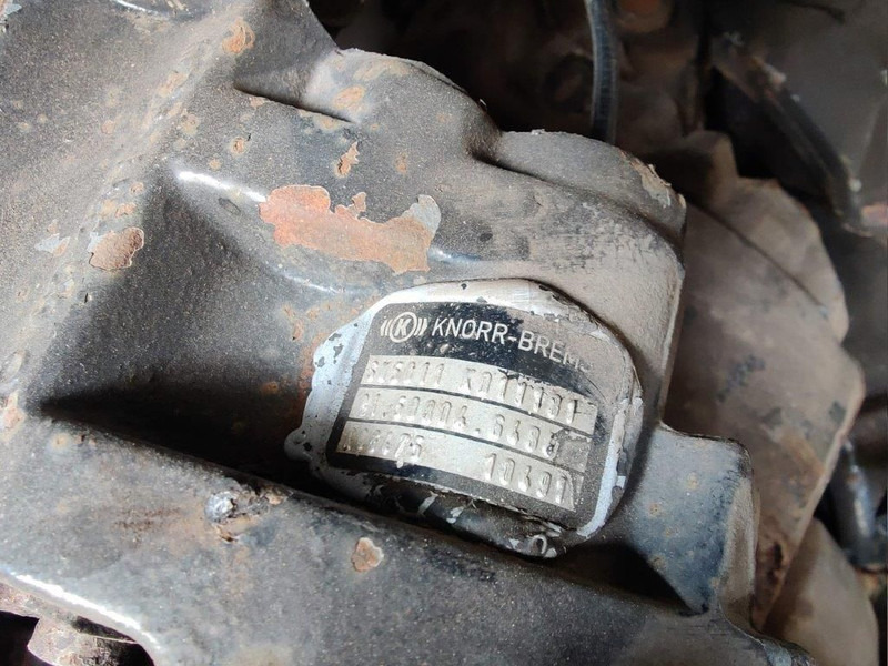 MAN Remklauwen / Brake calipers F2000 / TGA - Pinza de freno para Camión: foto 5 MAN Remklauwen / Brake calipers F2000 / TGA - Pinza de freno para Camión: foto 5