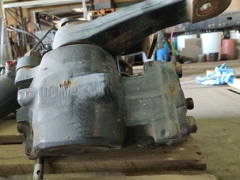 MAN Servo TGL 12.220 - Caja de dirección para Camión: foto 4 MAN Servo TGL 12.220 - Caja de dirección para Camión: foto 4