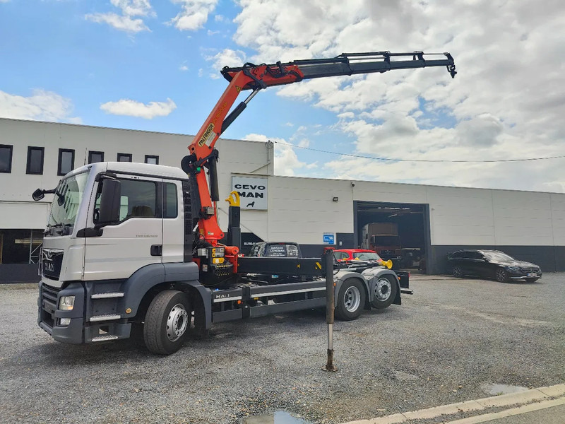 MAN TGS 26.420 Container / Palfinger PK18002 - Camión multibasculante, Camión grúa: foto 1 MAN TGS 26.420 Container / Palfinger PK18002 - Camión multibasculante, Camión grúa: foto 1