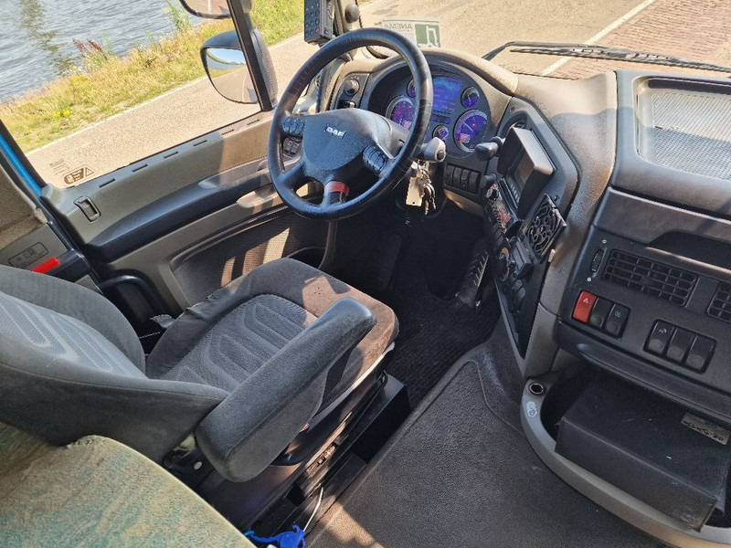 DAF XF105.460 - Cabeza tractora: foto 4 DAF XF105.460 - Cabeza tractora: foto 4